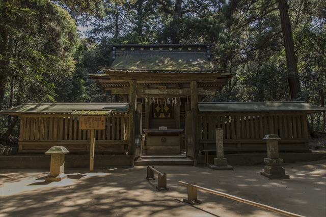 20 鹿島神宮摂社奥宮本殿(1) 正面全景