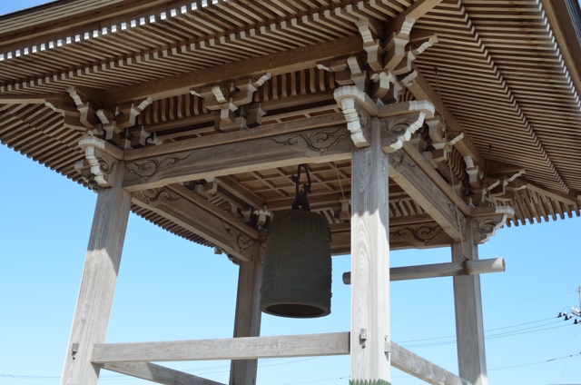 鐘楼堂のアップ