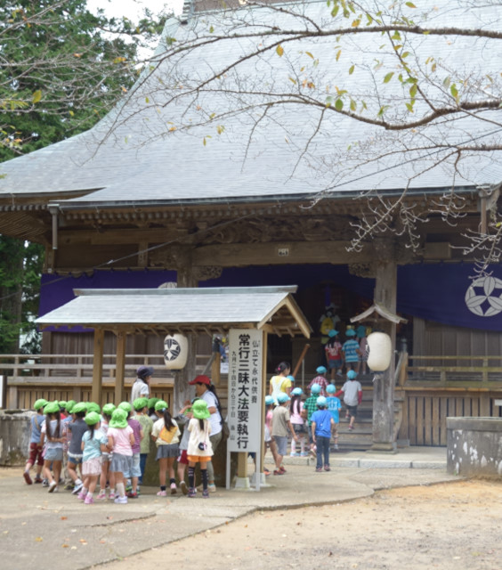 4.見学の子供たち